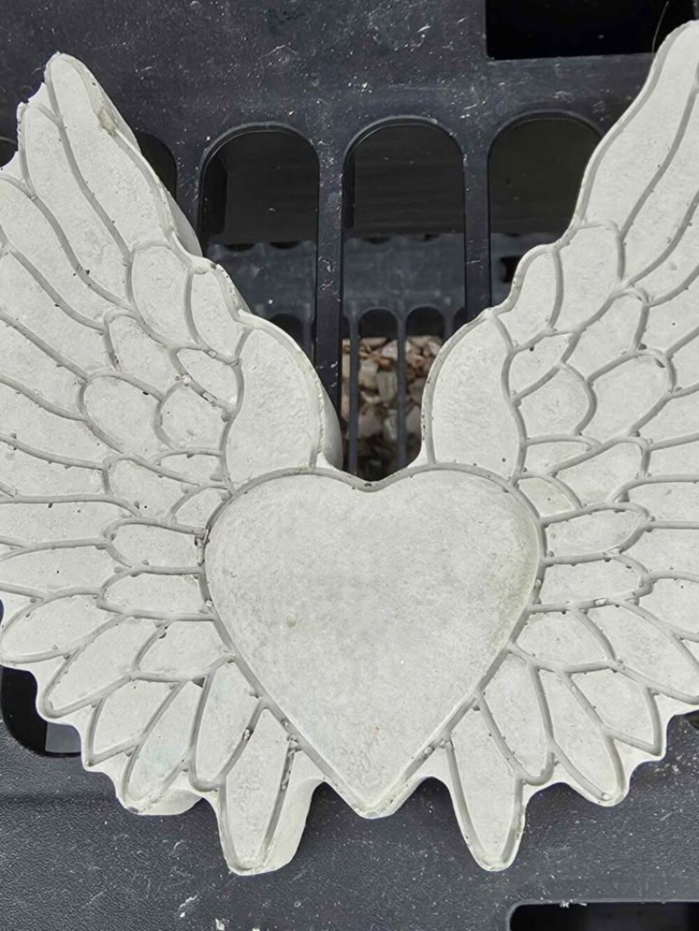 Heart Wings CONCRETE Decor